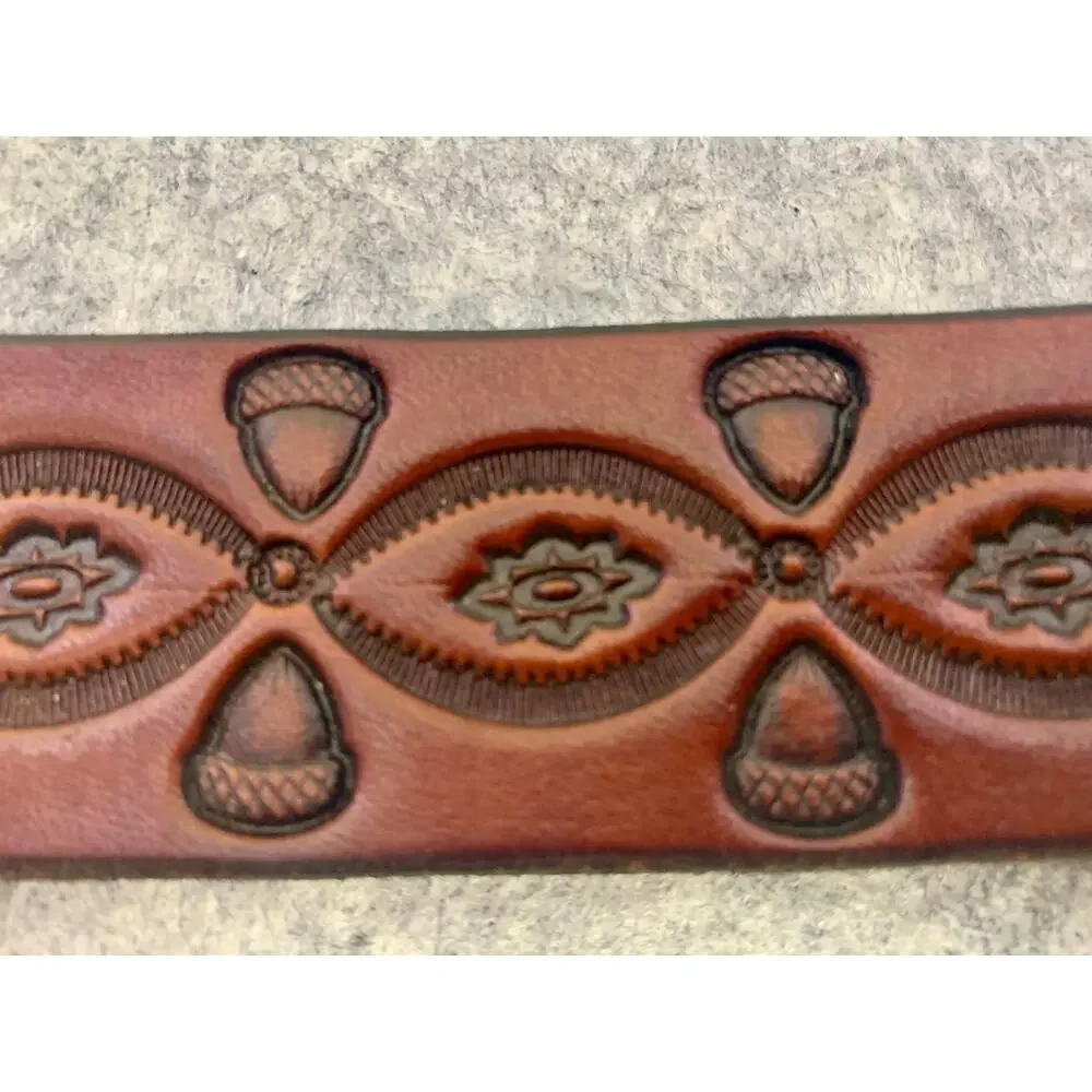 River Ridge Leather Belt, Maker Dennis Knight Tooled Brown Woodland Belt Sz 38